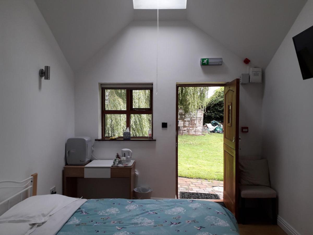 Brook Barn B&B Hale  Exteriör bild