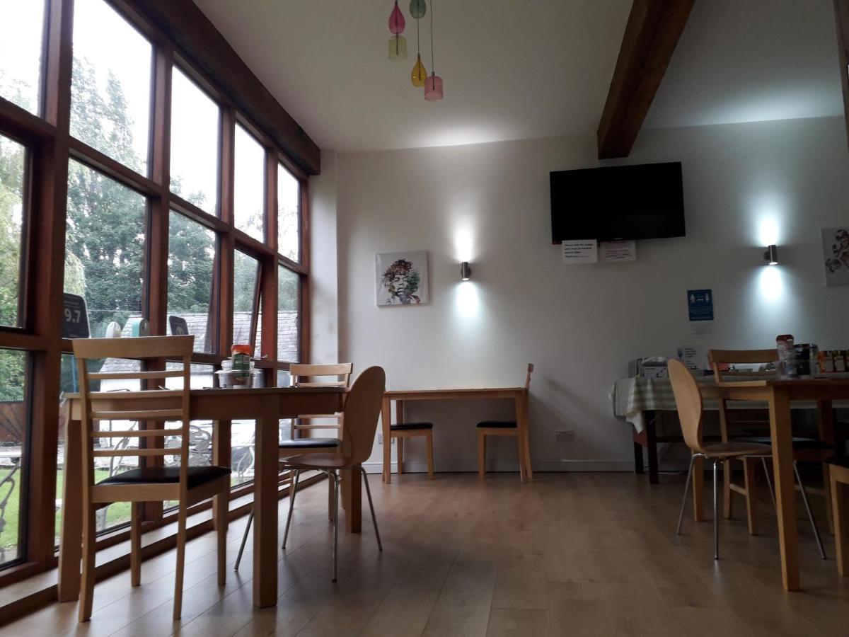 Brook Barn B&B Hale  Exteriör bild