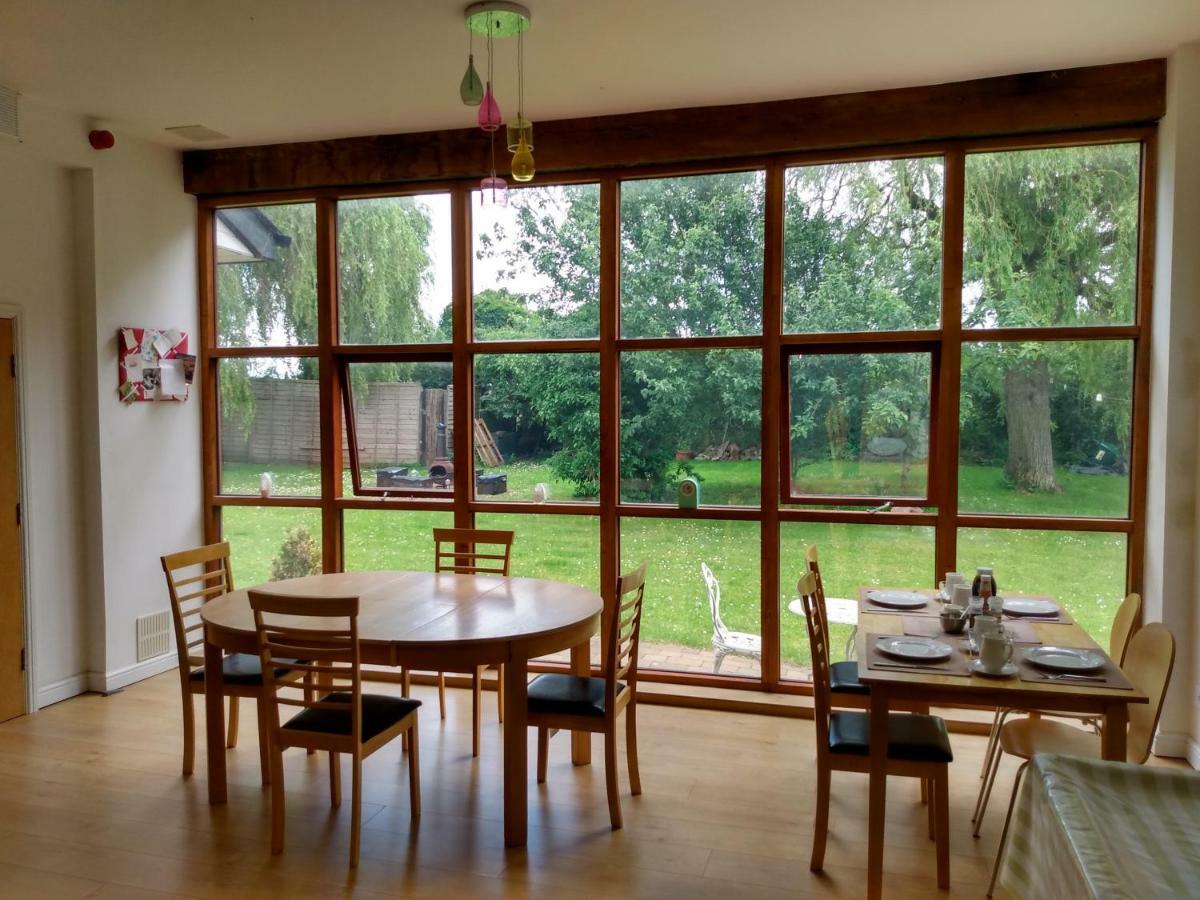 Brook Barn B&B Hale  Exteriör bild